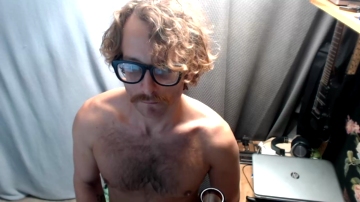 Hairyfitdaddy420  29-10-2021
